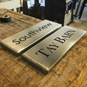 plaque-custom-solid